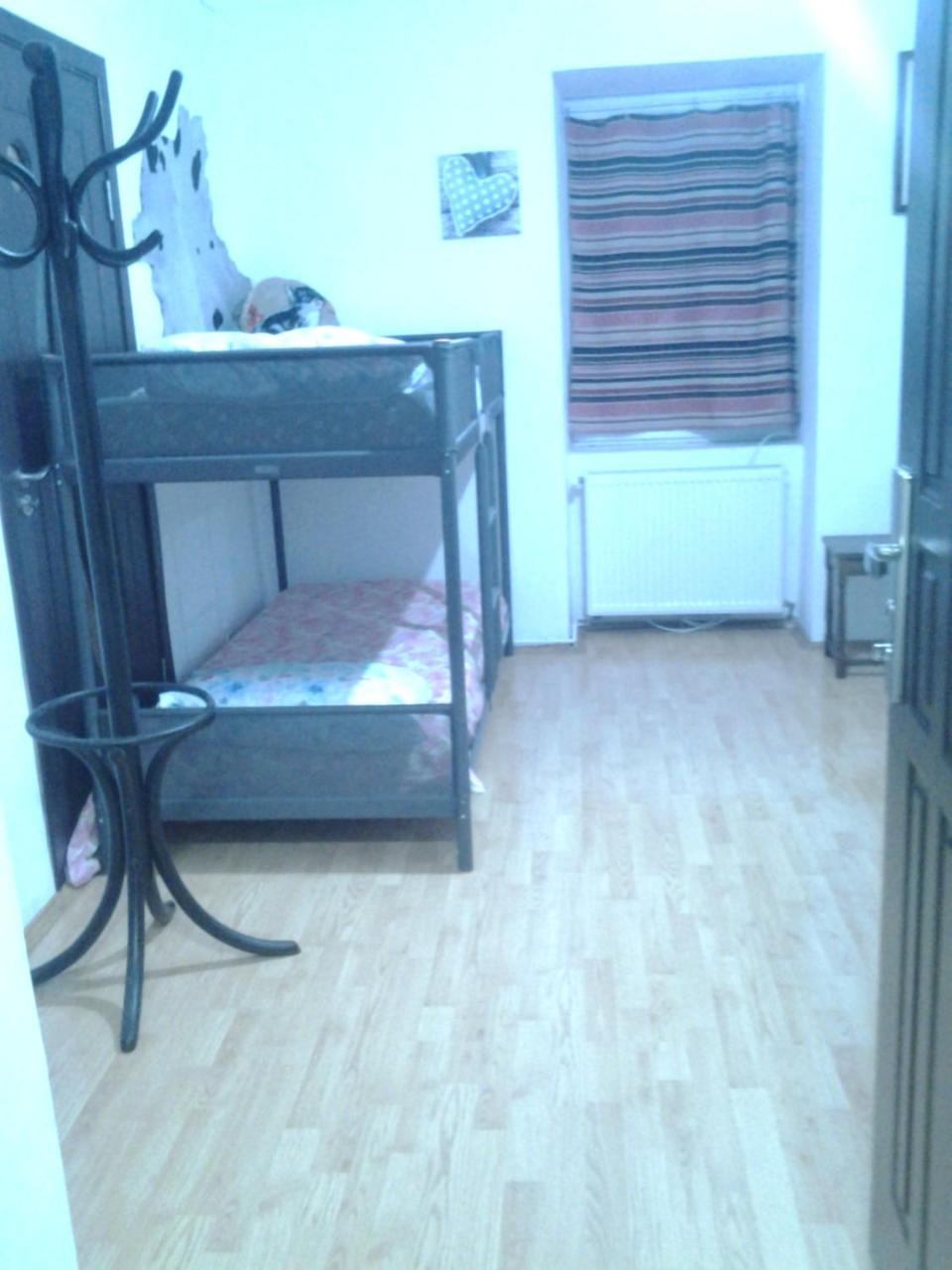 Leyla Hostel Brasov Exterior photo
